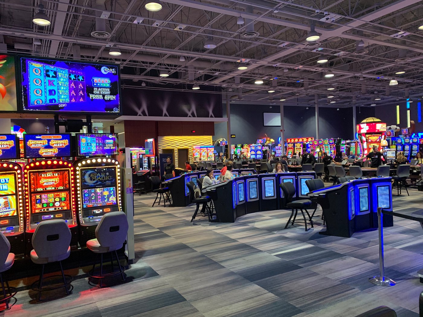 Elements Casino Hotel Victoria